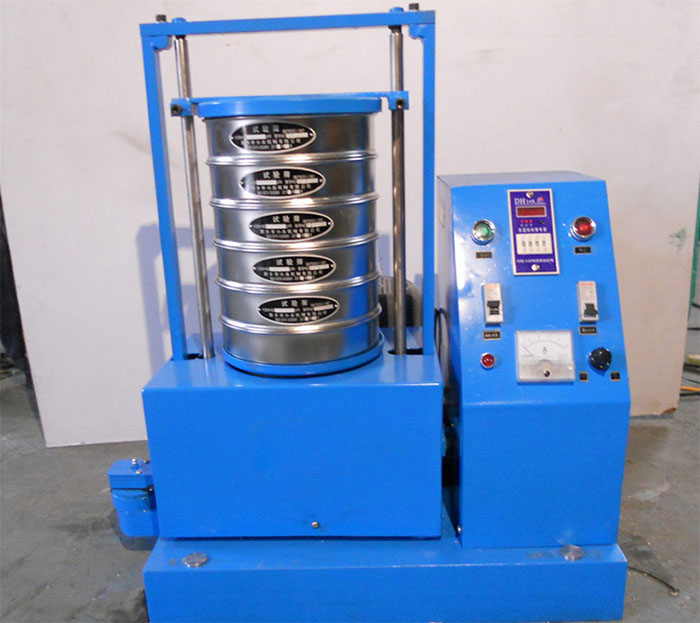 磁懸浮試驗(yàn)篩利用磁懸浮的特殊功能，能幫助該產(chǎn)品實(shí)現(xiàn)：上下，前后，左右等多種運(yùn)動(dòng)方式。